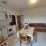 Buy Seaview Retro & Giovanni Апартаменты *