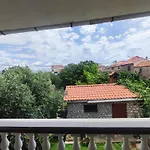 Апартаменты Buy Seaview Retro & Giovanni *