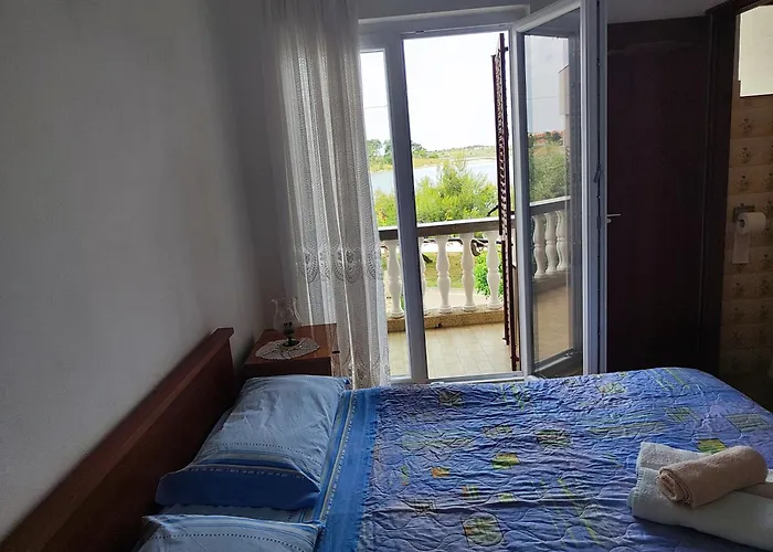 Apartment Buy Seaview Retro & Giovanni