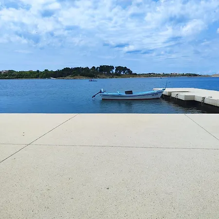 Buy Seaview Retro & Giovanni Apartment