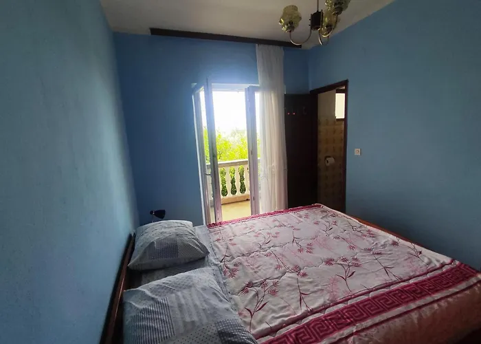 Buy Seaview Retro & Giovanni Apartamento Nin